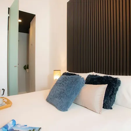 Apartment Singularstays Ca Iconic *