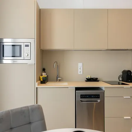 Dorm4you Arena Plaza