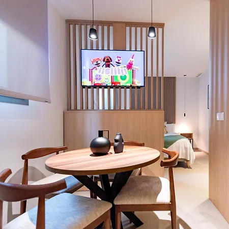 アパートホテル Arena Basic 4*