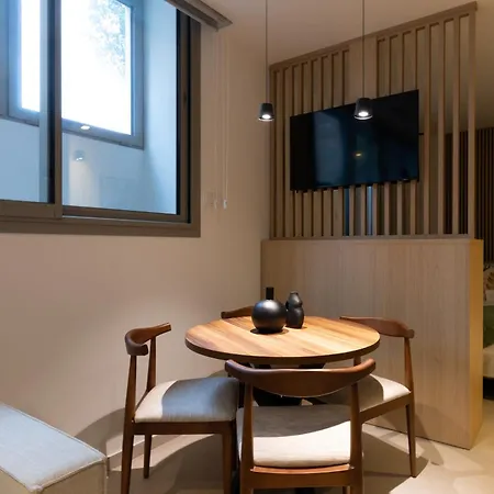 Arena Basic 4* Valence