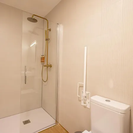 Florit Flats - The Maritim Serreria *