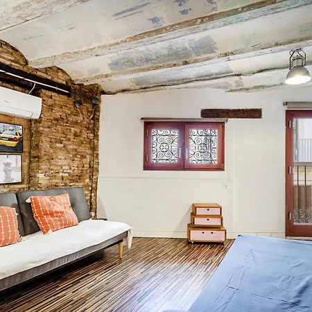 Апартаменты Loft Con Terraza En El Centro Валенсия