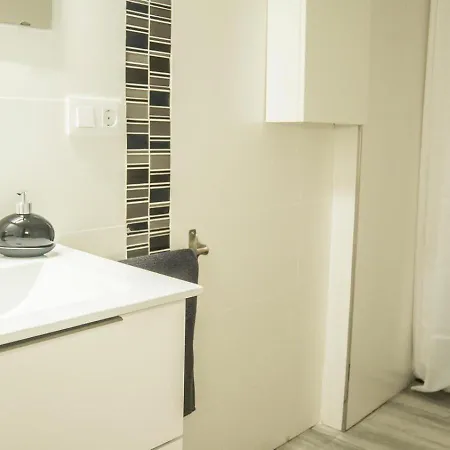 Aiora Apartment *
