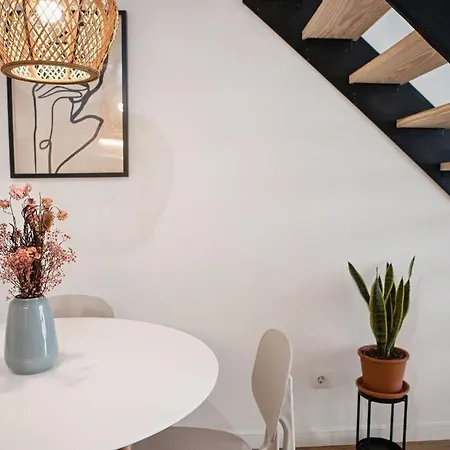 Lofts Plaza Jm Orense C *