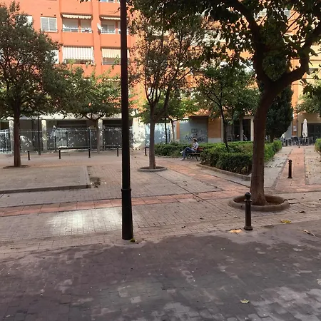 Quiet In A Park Close To The Sea & & Subway No-4 Apartament