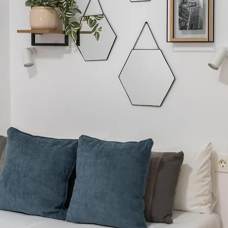 Vlc Host - Ausias March * Valencia