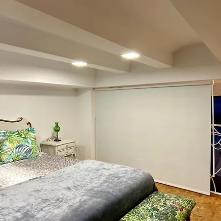 Loft Con Mucha Luz En El Centro Barrio Ruzafa Дом отдыха Валенсия