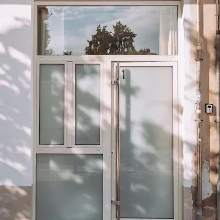 Junto A Ruzafa * Valencia