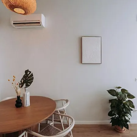 Junto A Ruzafa Апартаменты *