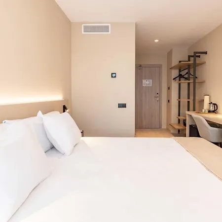Hq Arena Hotel 3*