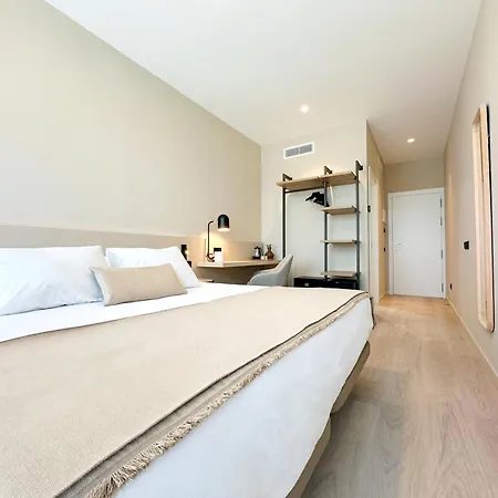 Hq Arena Hotel