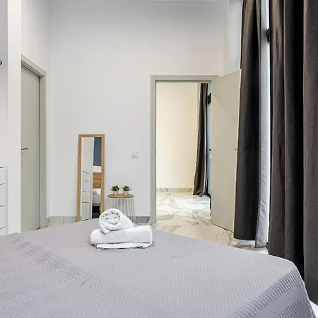 Апартаменты New 1 Room,4 Pax,wifi, Acruzafa Market *