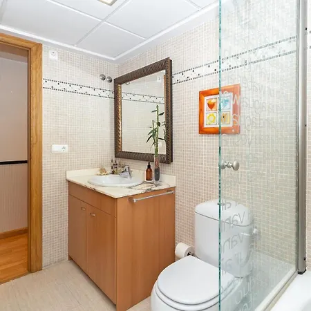 Lägenhet Guestready - Spacious In