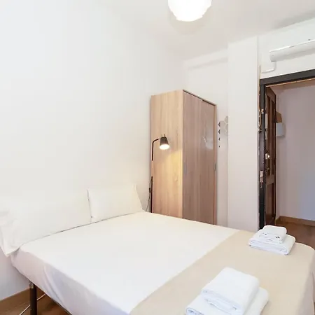 Lägenhet Guestready - Valencia's Sushine Terrace Valencia