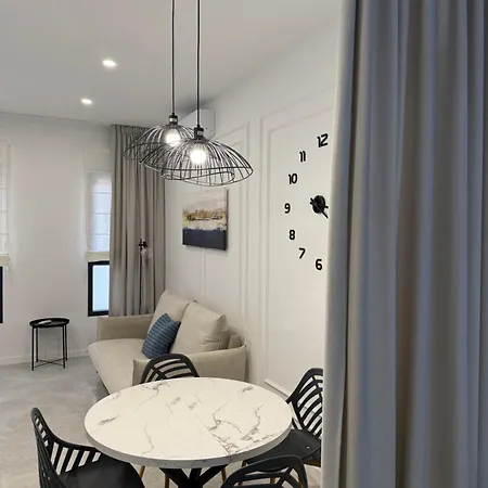 Malilla Park Lux Apartment