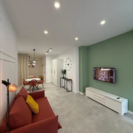 Malilla Park Lux Apartment