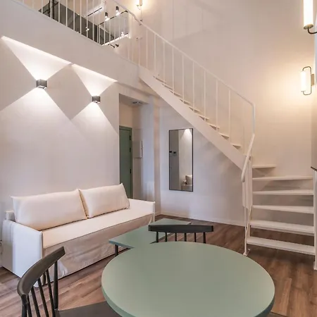 Vlc Host - Reina 168 Szálloda *