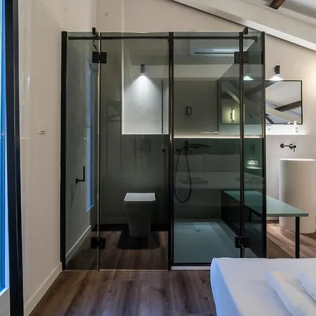 Szálloda Vlc Host - Reina 168 *