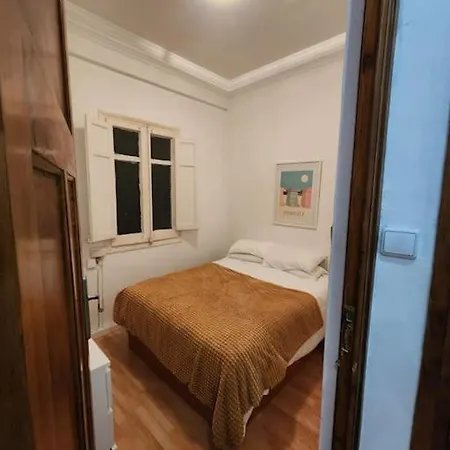 Amplio, Luminoso Y Bien Ubicado Apartamento *