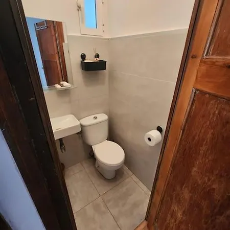 Apartamento Amplio, Luminoso Y Bien Ubicado *