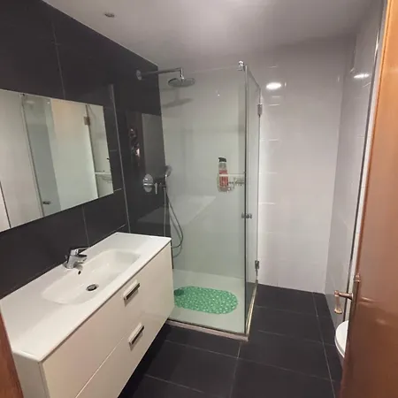 En Piso Compartido En Walencja