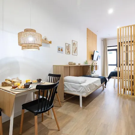 Travel Habitat Mediterranean Lofts * Valencia