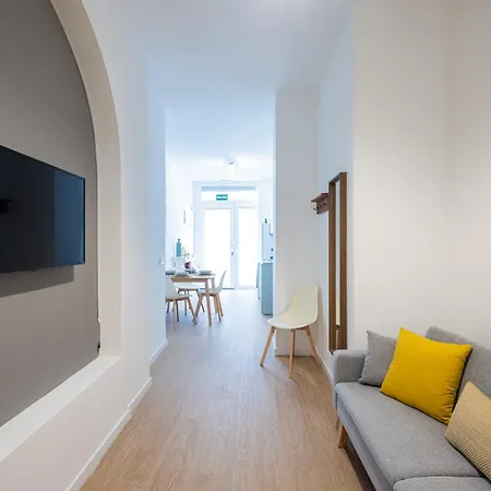 Florit Flats - The Maritim Metro Station Apartment Valencia