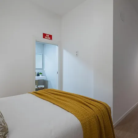 Florit Flats - The Maritim Serreria *