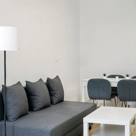 Bed & Breakfast Vlc Host- Fray Pedro