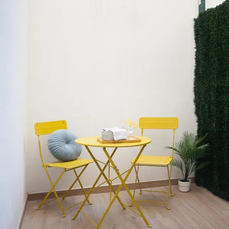 Bed & Breakfast Vlc Host- Fray Pedro 3*