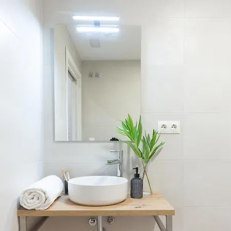 Vlc Host- Fray Pedro Bed & Breakfast