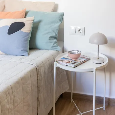 Bed & Breakfast Vlc Host- Fray Pedro Valencia