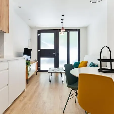 Apartment Acogedor Frente A Plaza Del Cedro Valencia