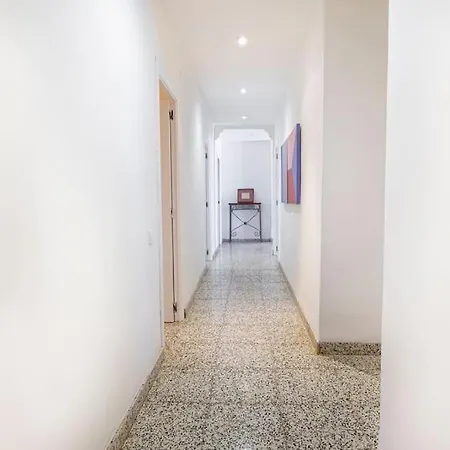 Con Piscina Y Barbacoa 13 Personas Cerca Del Metro Villa Valencia