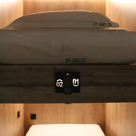 ホステル The Pod Village バレンシア