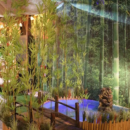 The Pod Village Hostel Valencia