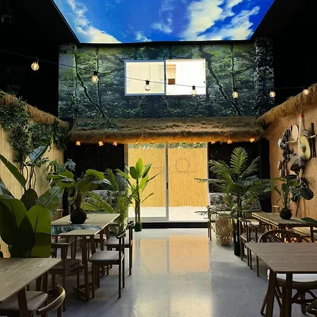The Pod Village ホステル バレンシア