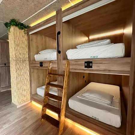 The Pod Village Valencia