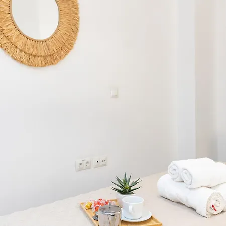 Travel Habitat Ayuntamiento * فالنسيا