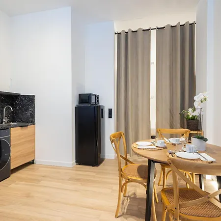 Florit Flats - The Blasco Ibanez Valensiya