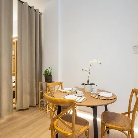 Florit Flats - The Blasco Ibanez Apartment
