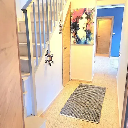 Villa Montevistas Retreat- Cycling, Hiking, Relaxation, 25 Minutes Valencia