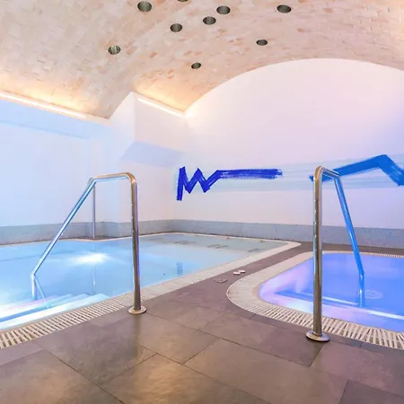 فندق Myr Plaza Mercado & 4*
