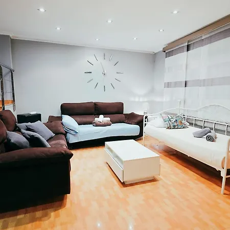 Holiday home Casa Pepi, Jacuzzi, Oceanografic, Of Arts, Rioturia 5min Valencia