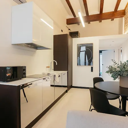 Lovely Exclusivity In Center Valencia