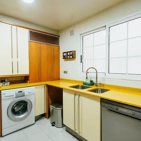 דירה Ruzafa, Centre 10 Min, Terrace, 2 *