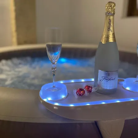 Dream Big With Jacuzzi And Terrace In Ruzafa Valenza