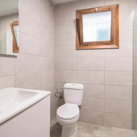 בית נופש Piscina Urbanizacion De Lujo Cerca Del Mar *