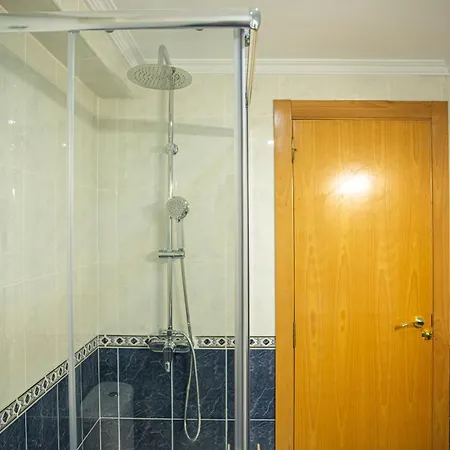 Amplio & Renovado 5 2 Banos Y Balcon *