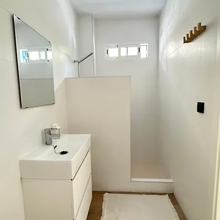 Blue House ゲストハウス 3*